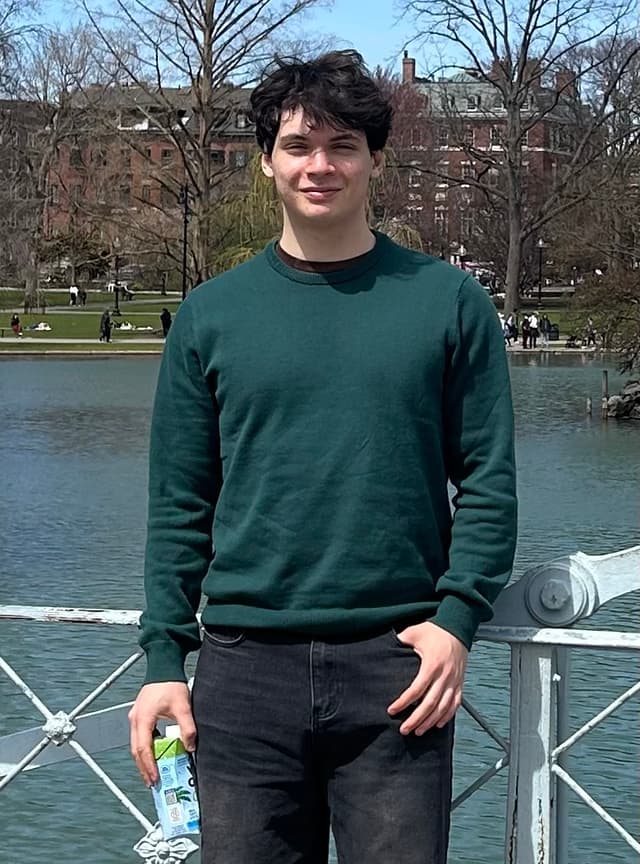 picture of Auden Dibartolo